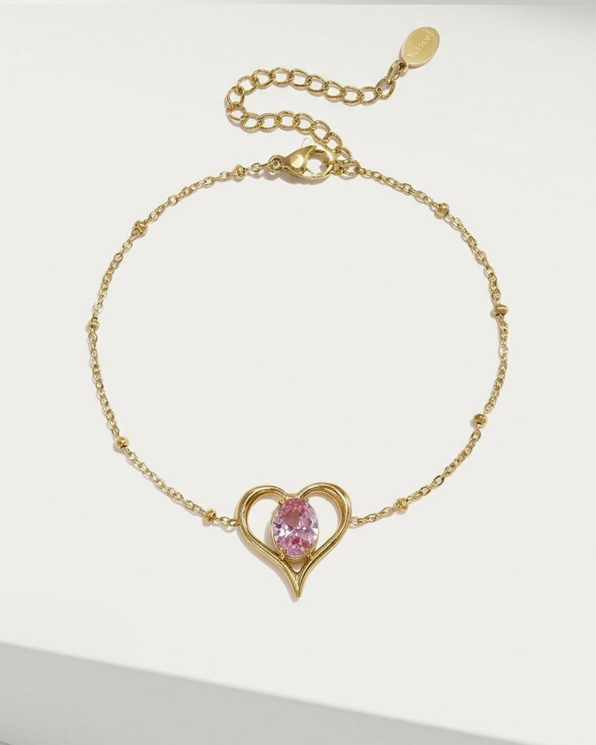 Elegant Heart Charm Bracelet for Everyday Style