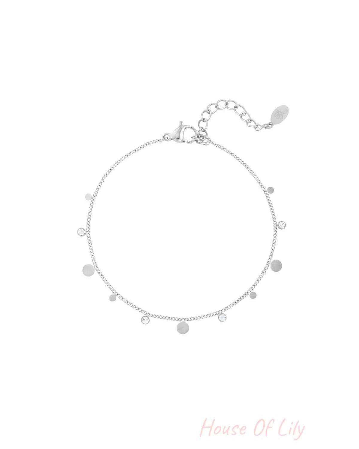 Bracelet simple with rhinestone details Gold Color Stainless Steel