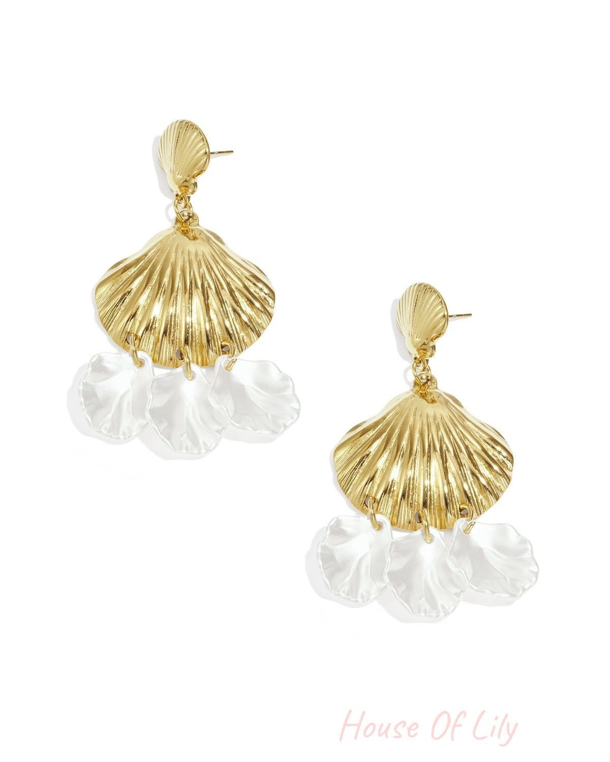 Earrings with shells and mother of pearl