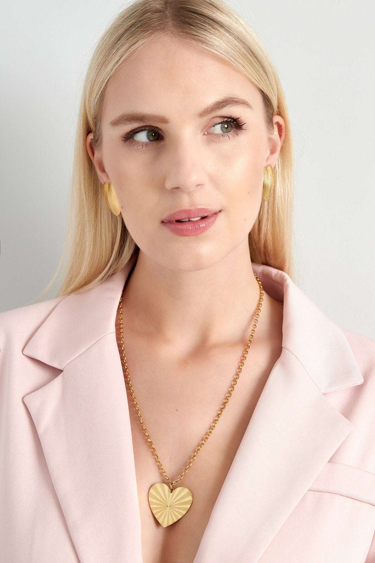 long necklace big heart