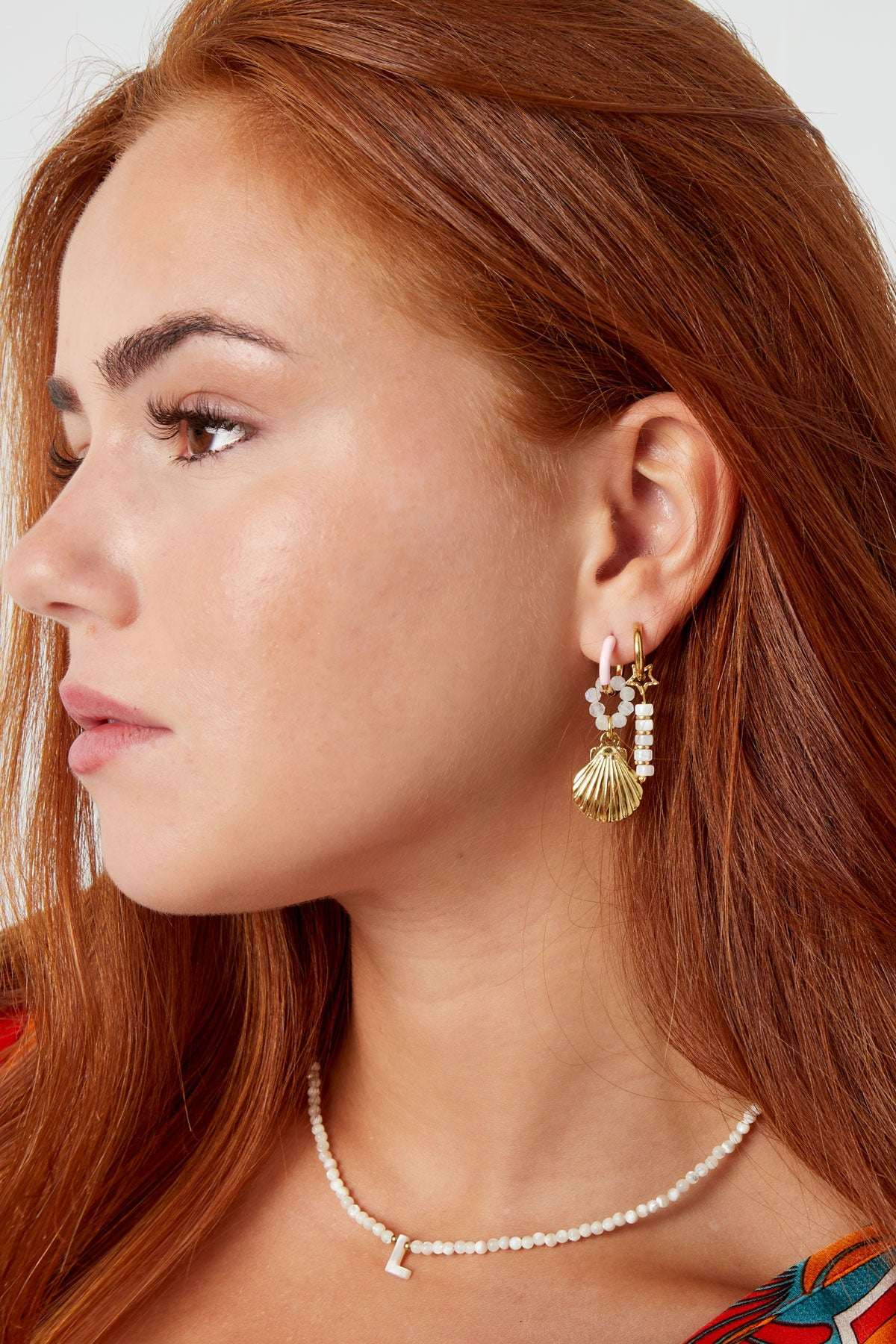 Star earrings with beads