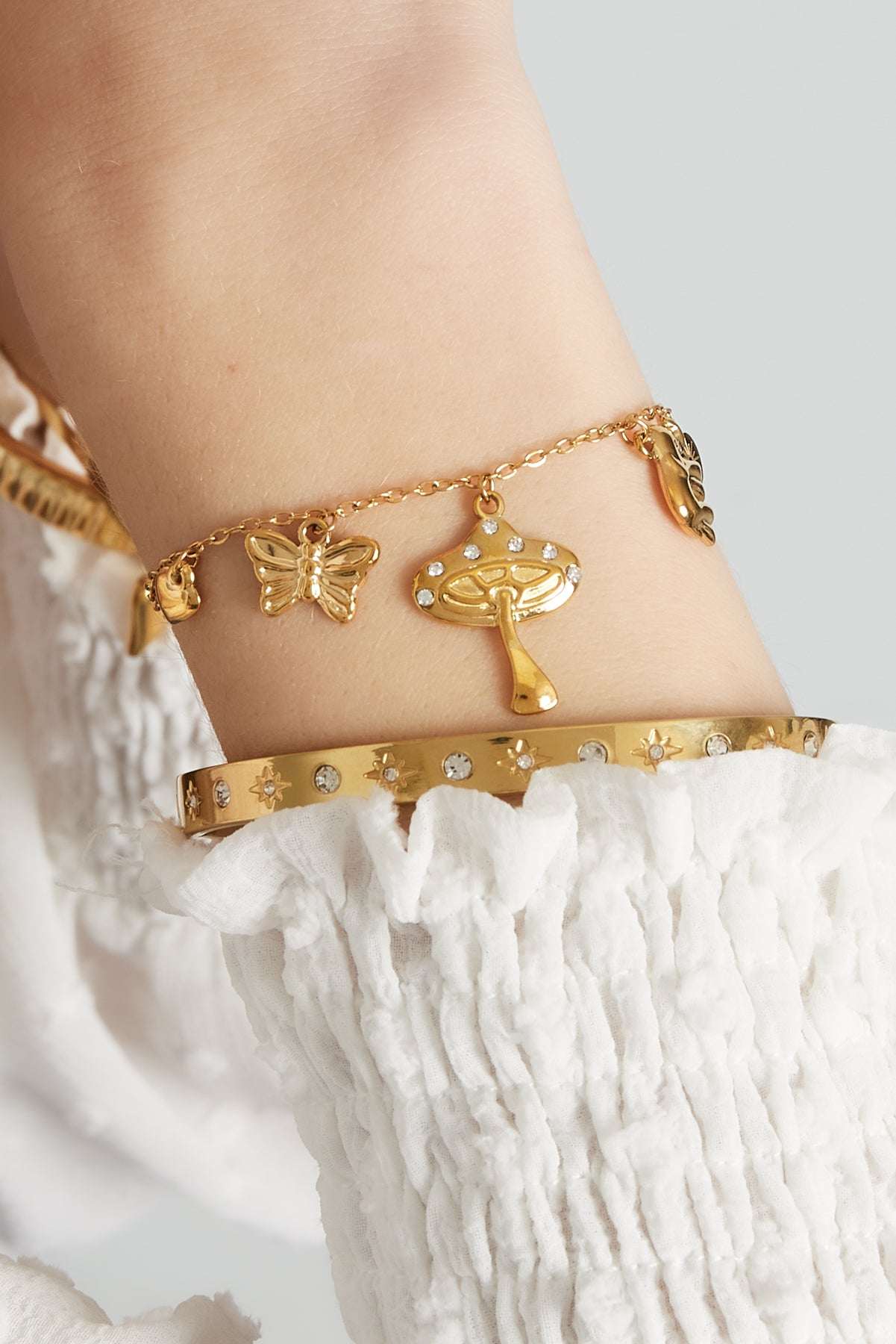 charm bracelet wild whispers