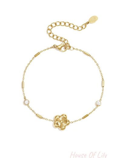Elegant Zircon Charm Bracelet for Women