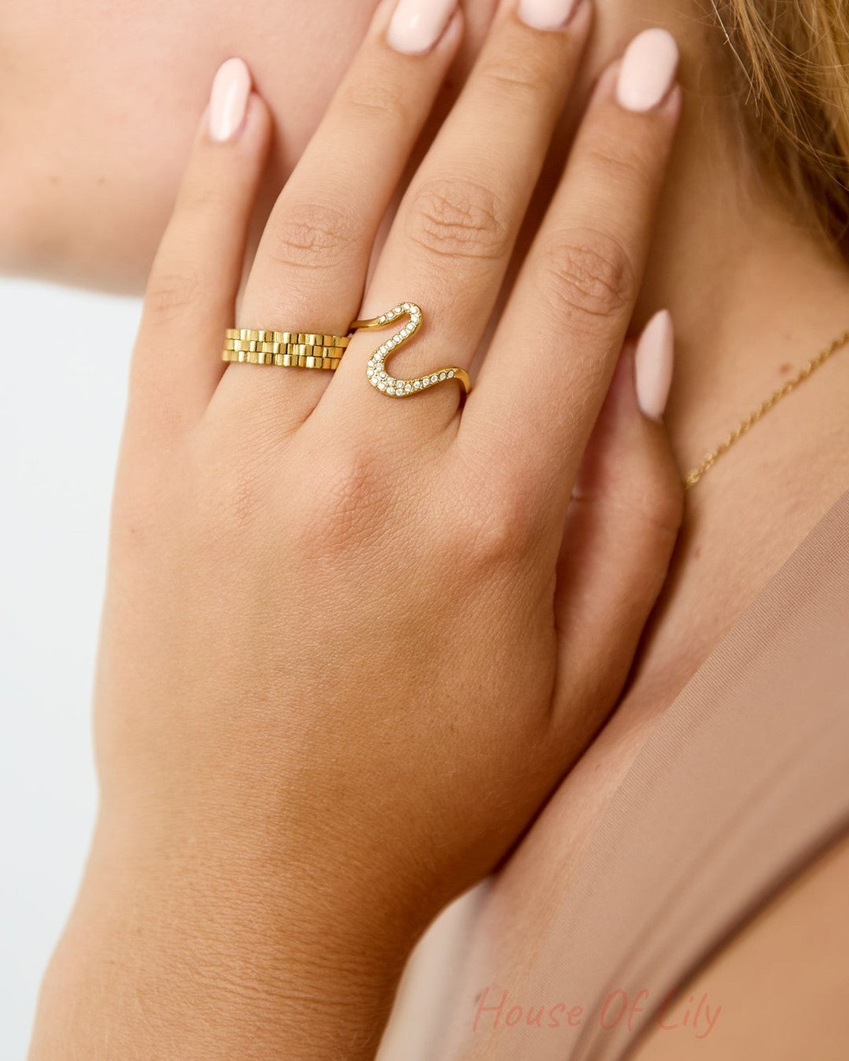 Elegant Adjustable Rhinestone Statement Ring
