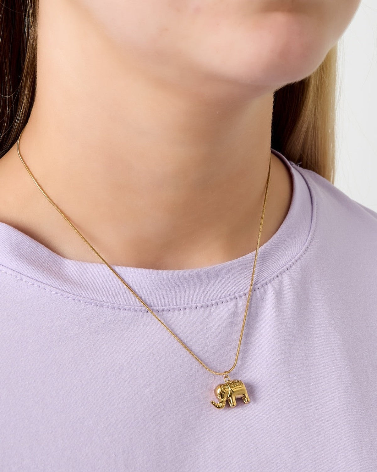 Elegant Animal Pendant Necklace for Everyday Wear
