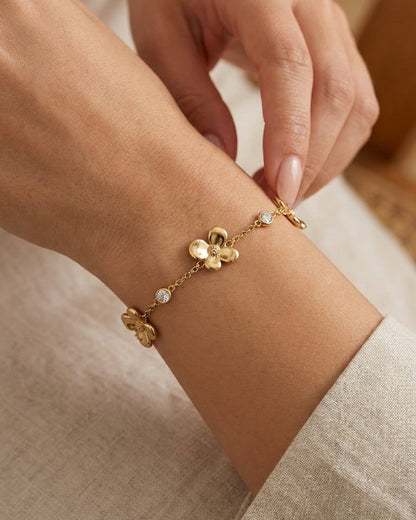 Floral Zircon Bracelet