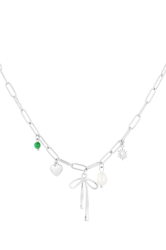 bow & beyond necklace