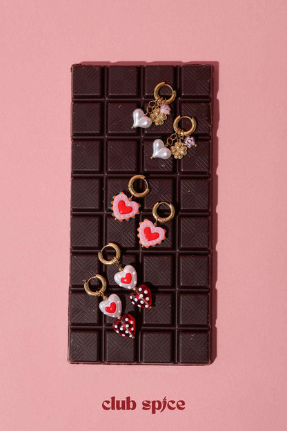 Earrings with heart in candy motif