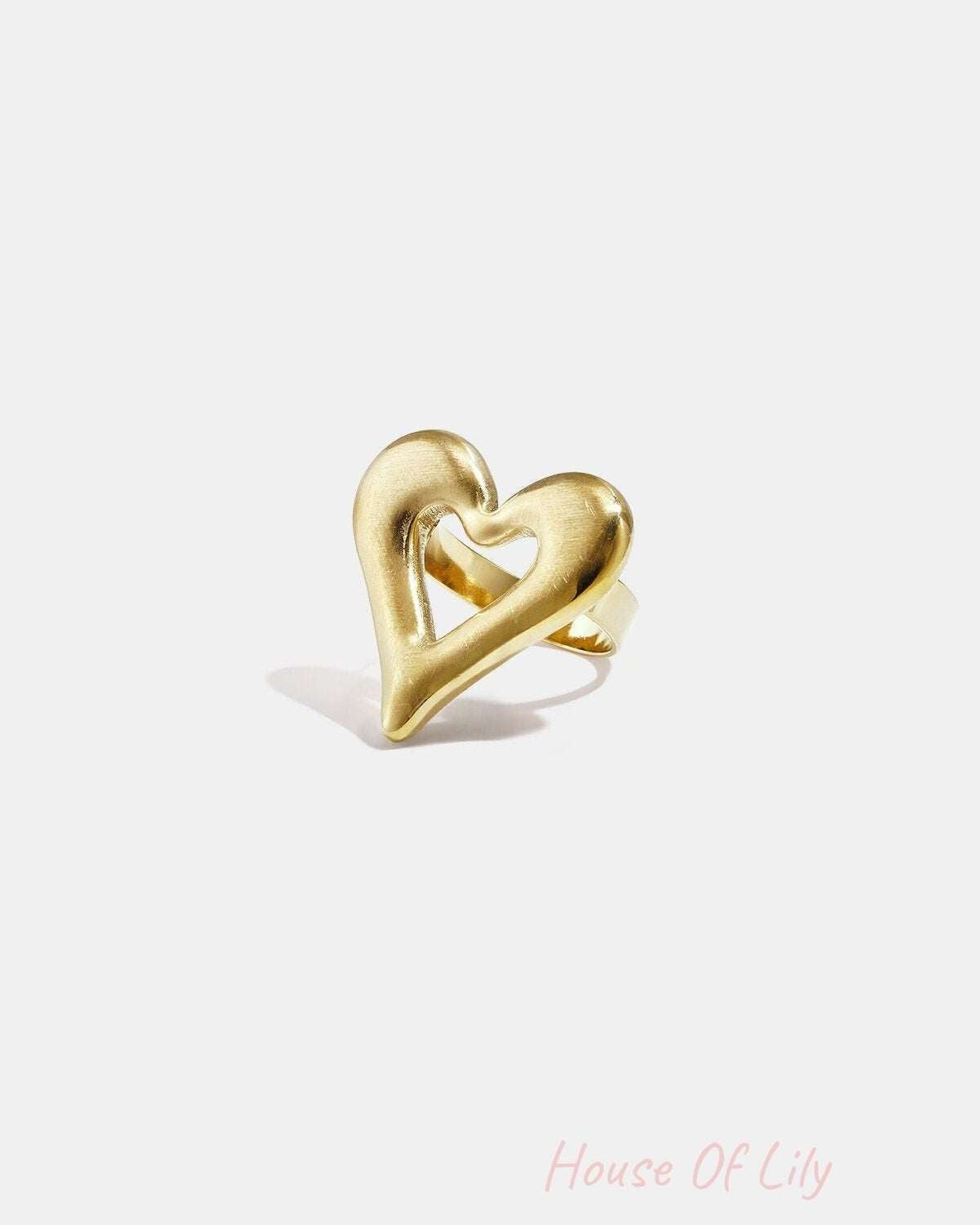 Elegant Gold Heart Statement Ring for Everyday Glam