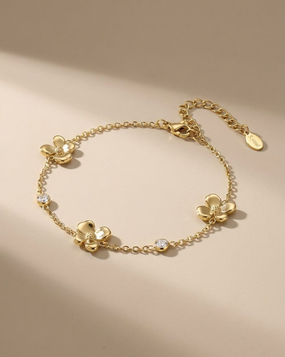 Floral Zircon Bracelet