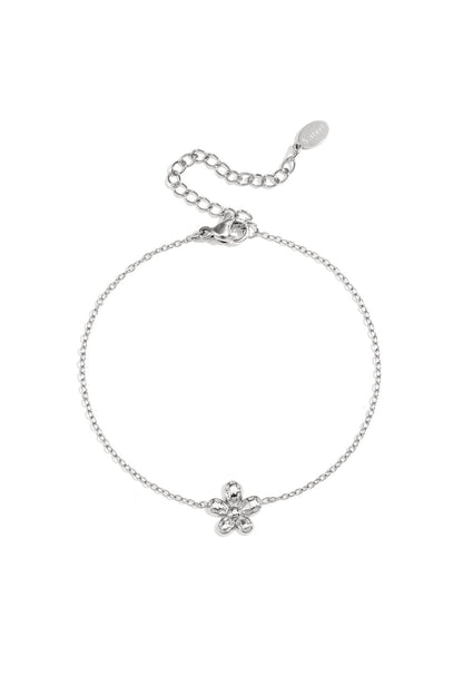 Bracelet with minimalist flower