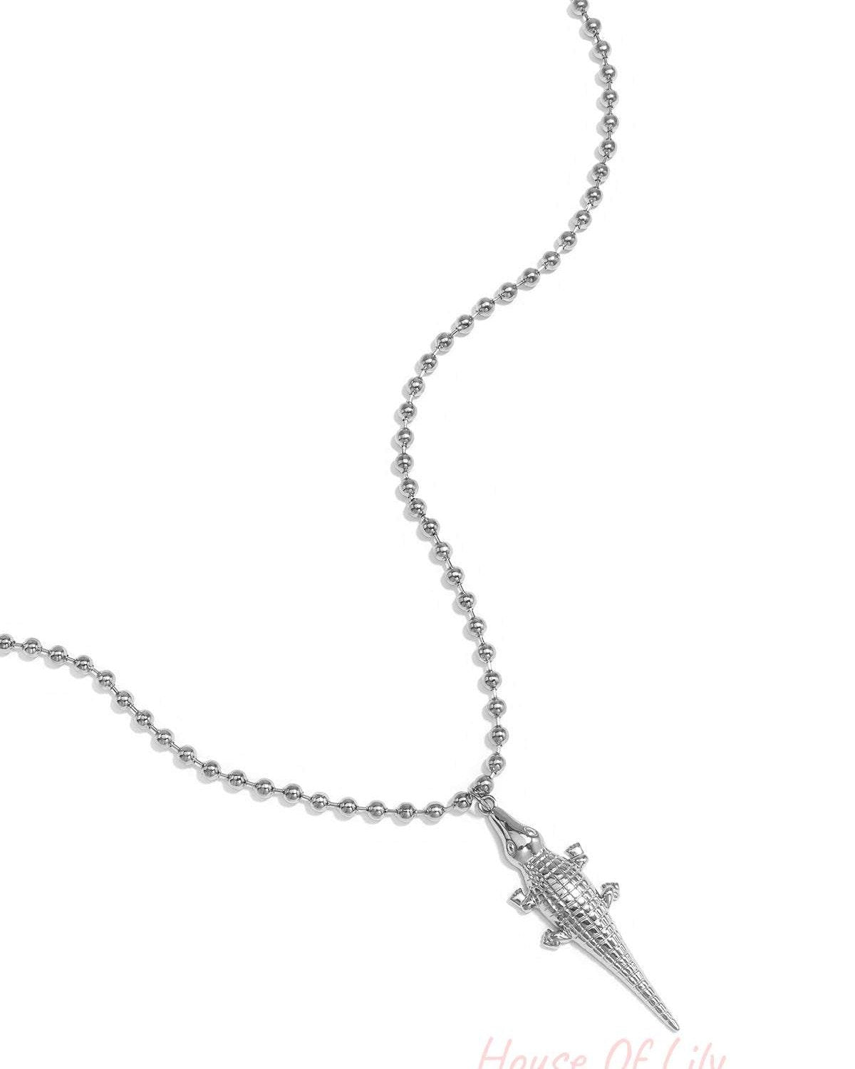 Elegant Animal Pendant Necklace in Silver & Gold