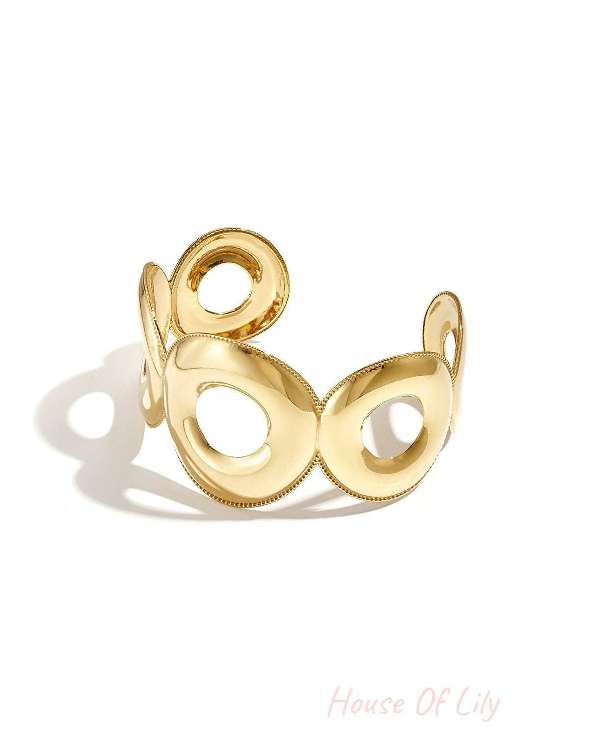 Elegant Gold Cuff Bracelet for All Occasions