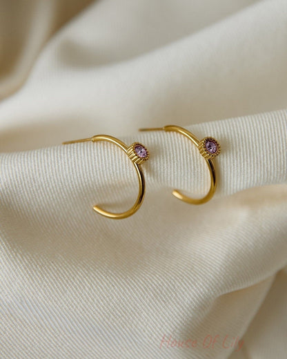 Hoop earrings with round stone