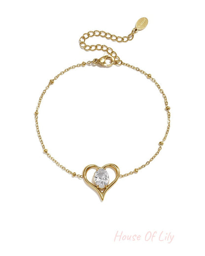 Elegant Heart Charm Bracelet for Everyday Style