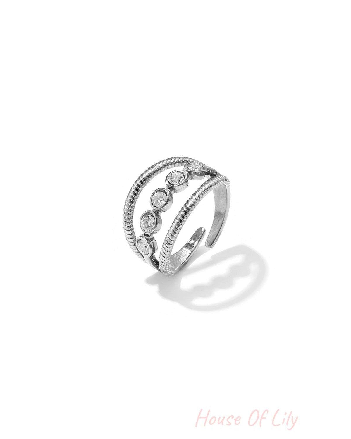 Luxurious Adjustable Rhinestone Ring in Silver & Gold