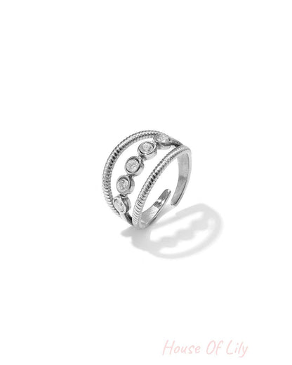Luxurious Adjustable Rhinestone Ring in Silver & Gold