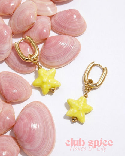 Squoval earrings with colored star pendant