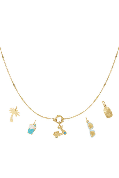 Gold chain necklace with removable summer-themed charms including palm tree, bubble tea, scooter, sunglasses, and sun hat