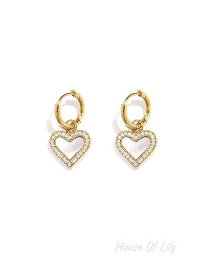 Elegant Heart-Shaped Shell Drop Earrings