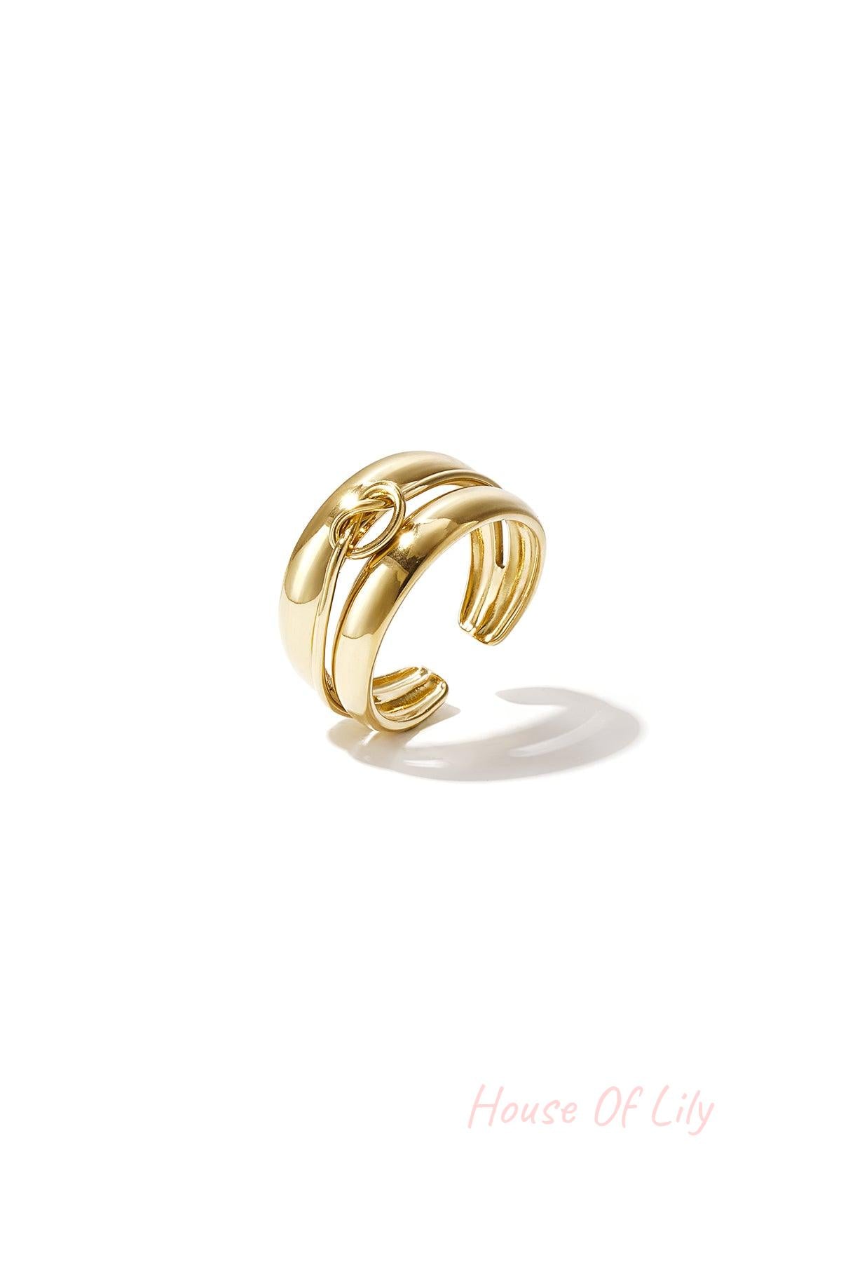 Layered ring with minimalist twisted detail